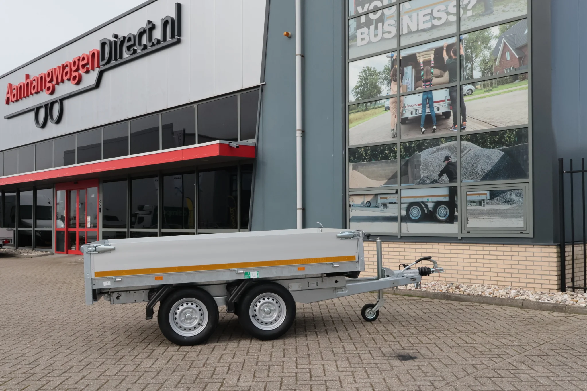 Geremde Eduard achterwaartse kipper - 256x150 cm - 2000 kg bruto laadvermogen - elektrisch, extern laden - 72 cm laadvloerhoogte - Image 4