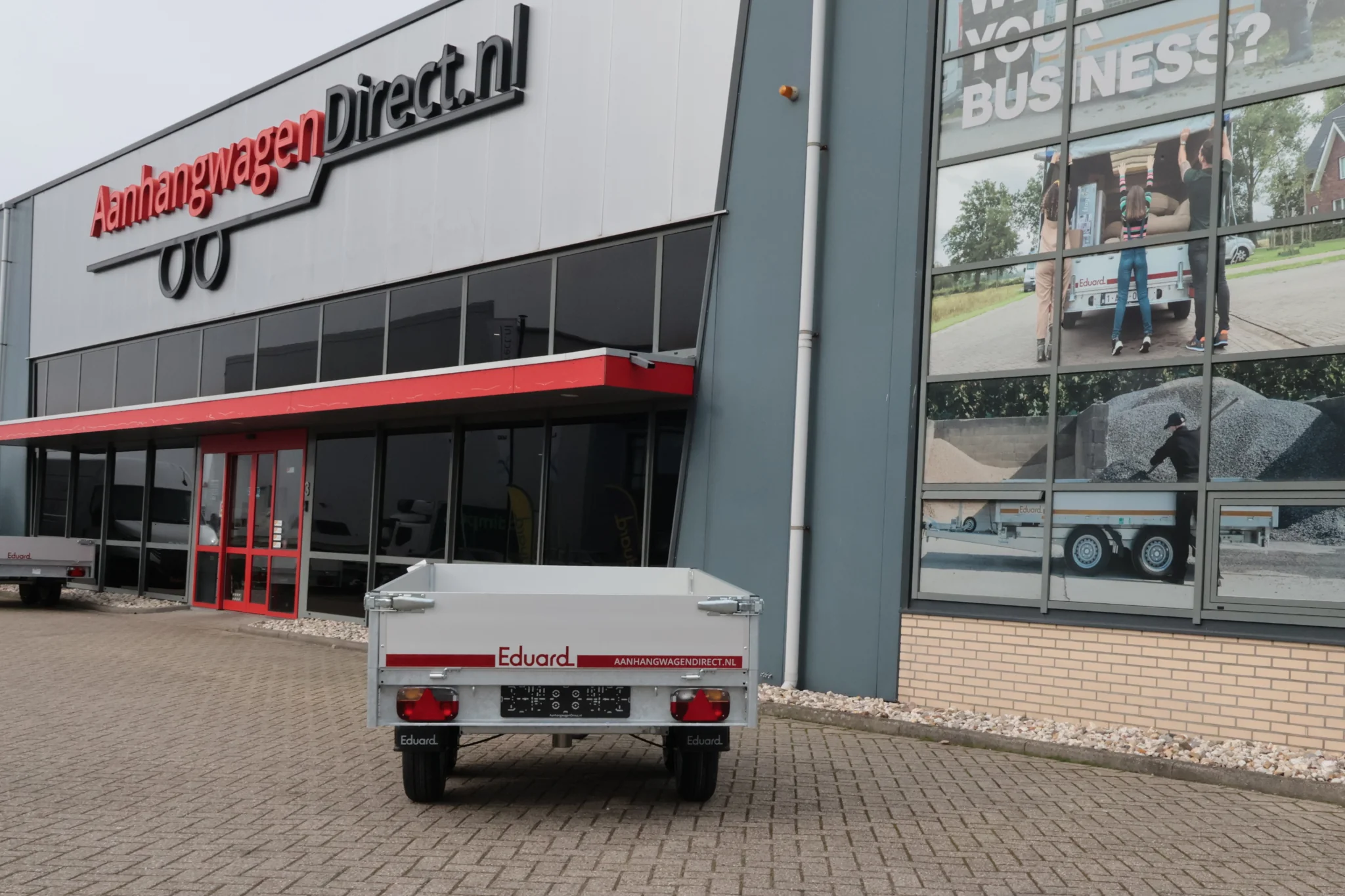 Geremde Eduard achterwaartse kipper - 256x150 cm - 2000 kg bruto laadvermogen - elektrisch, extern laden - 72 cm laadvloerhoogte - Image 5