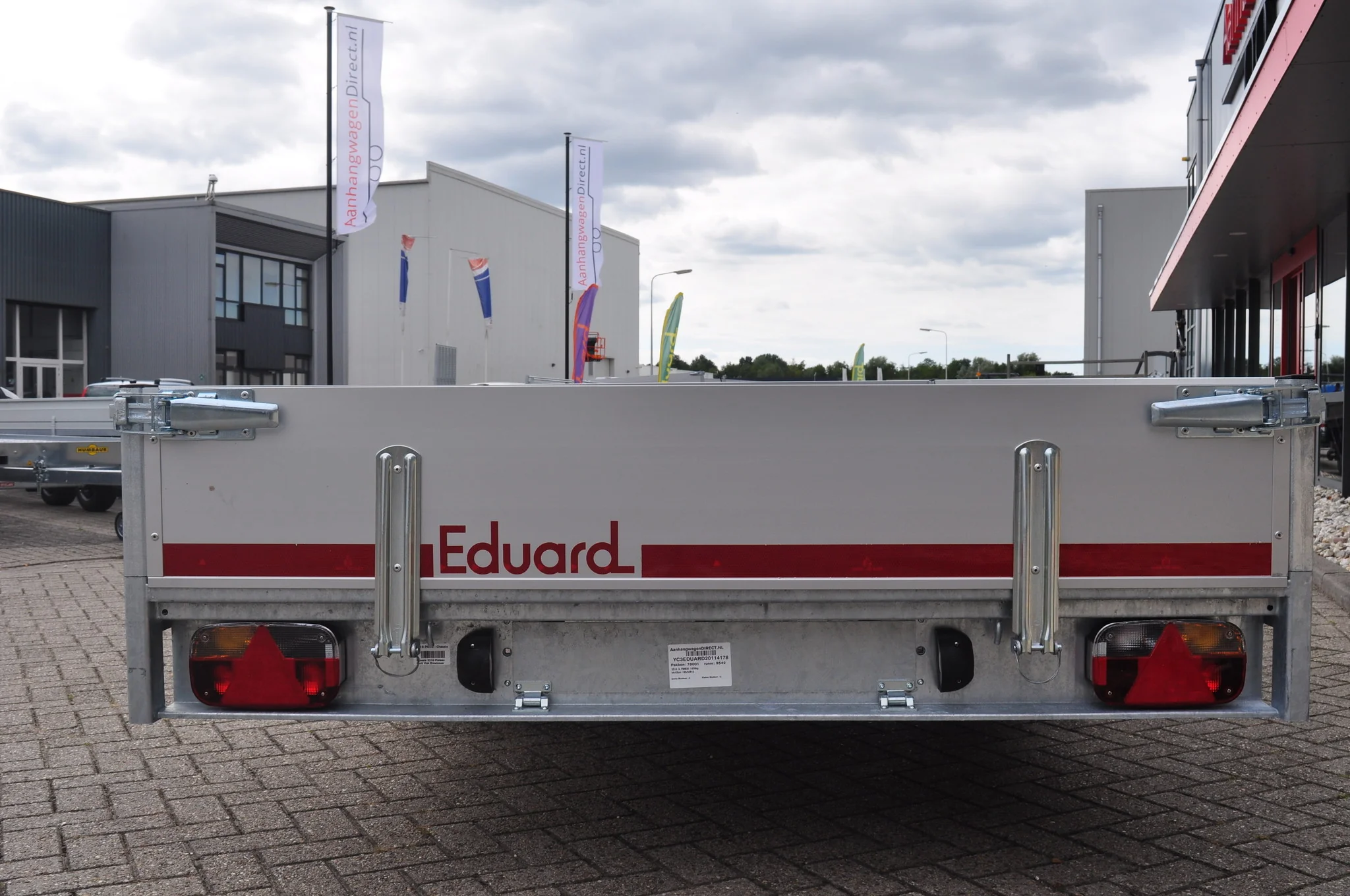 Geremde Eduard plateauwagen - 310x180 cm - 1500 kg bruto laadvermogen - 63 cm laadvloerhoogte - 30 cm borden - Image 7