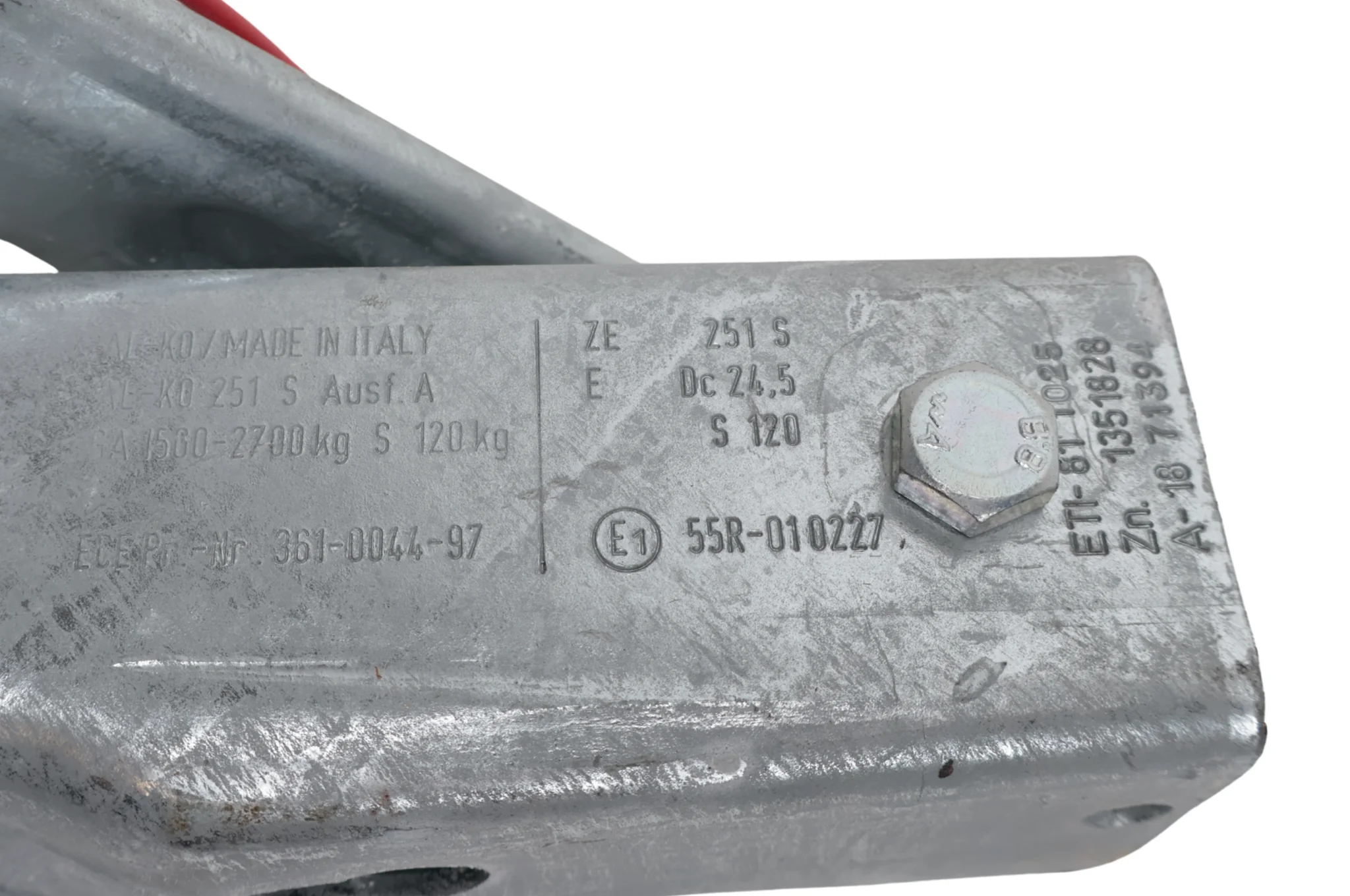 AL-KO oplooprem aanhanger - 251S - maximaal trekvermogen: 2600 kg - V-dissel aansluiting - onderbouw - Image 4