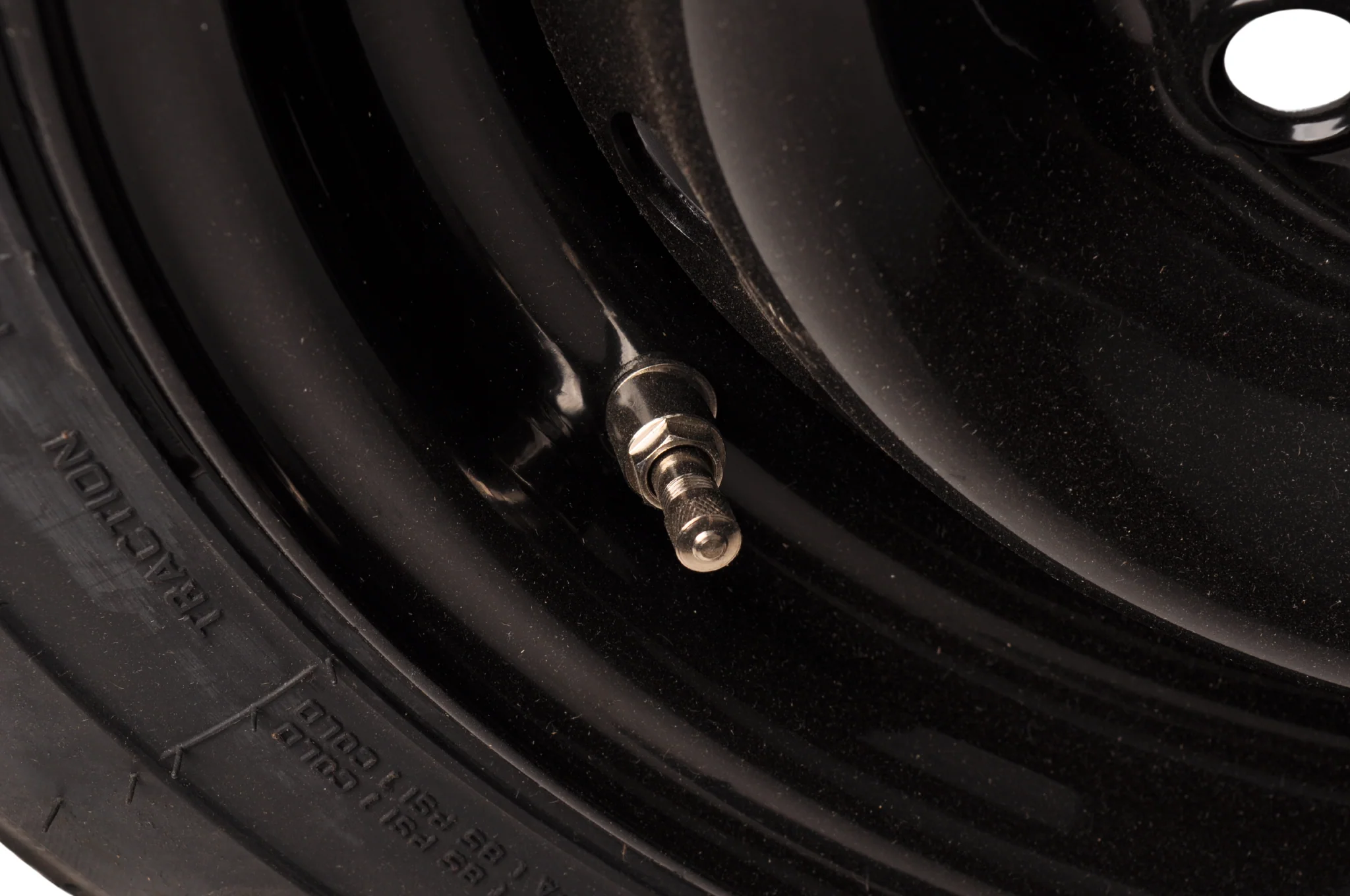 Compleet aanhanger wiel - 185/70R13C - offroad profiel - zwarte velg - steekmaat: 5x112 - draagvermogen: 950 kg - naafdiameter: 67 mm - Image 4